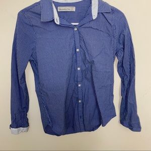 A&f button up shirt